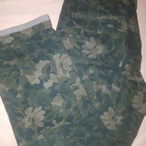 Gap slim  floral design slacks 34x30
